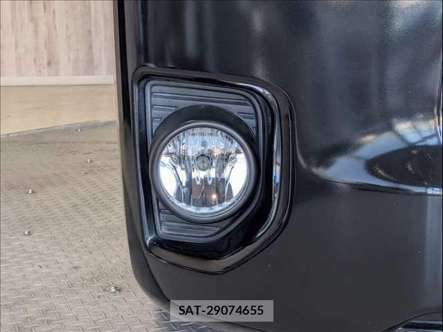 Toyota HIACE WAGON 2018-03 7219411-25