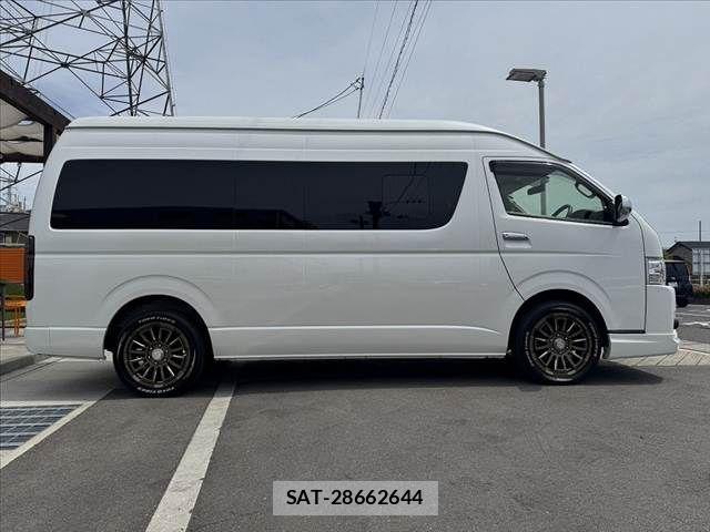 Toyota HIACE WAGON 2015-03 7219409-10