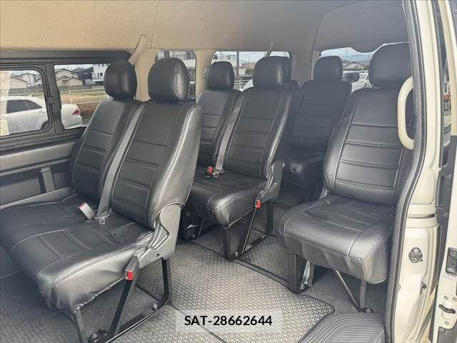 Toyota HIACE WAGON 2015-03 7219409-17