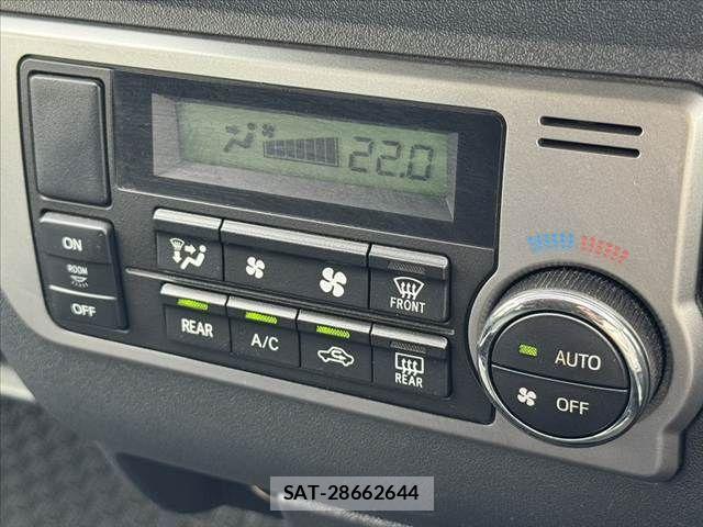 Toyota HIACE WAGON 2015-03 7219409-26