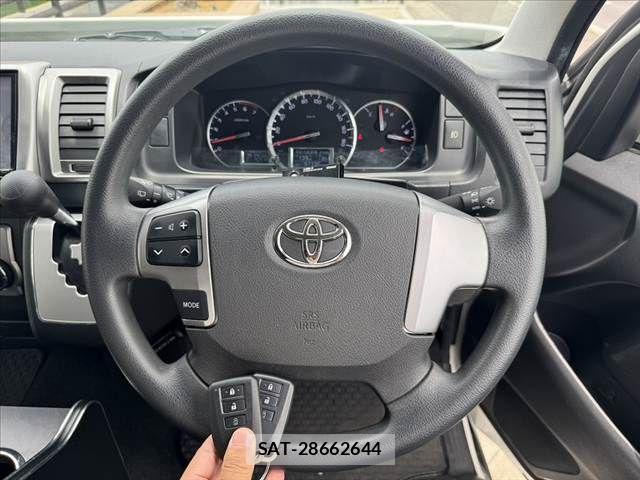 Toyota HIACE WAGON 2015-03 7219409-6