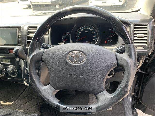 Toyota HIACE WAGON 2011-04 7219403-9