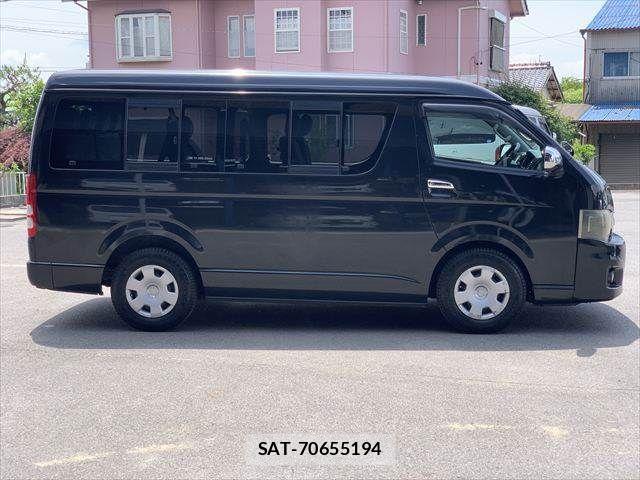 Toyota HIACE WAGON 2011-04 7219403-15