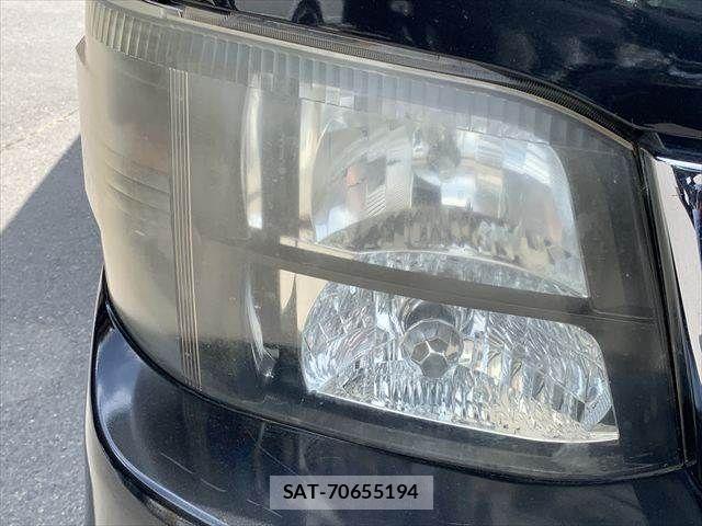 Toyota HIACE WAGON 2011-04 7219403-20