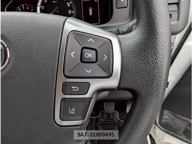 Toyota HIACE WAGON 2025-05 7219418-19