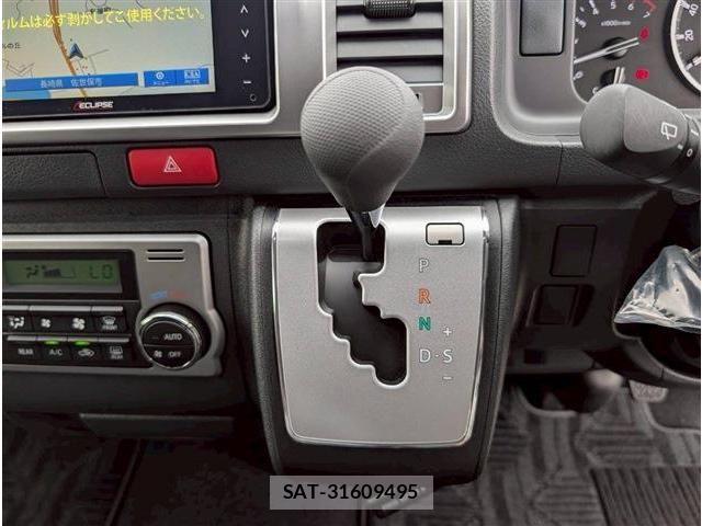 Toyota HIACE WAGON 2025-05 7219418-26