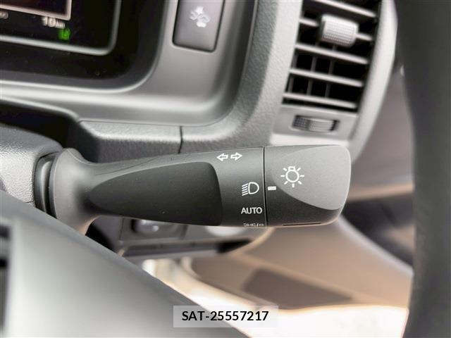 Toyota HIACE WAGON 2026-01 7219421-28