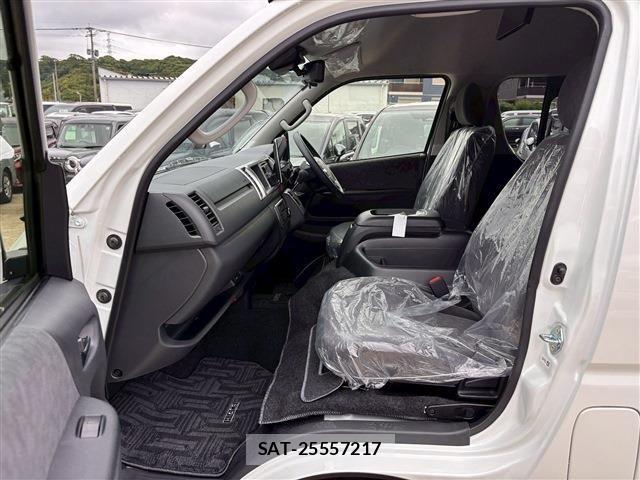 Toyota HIACE WAGON 2026-01 7219421-4