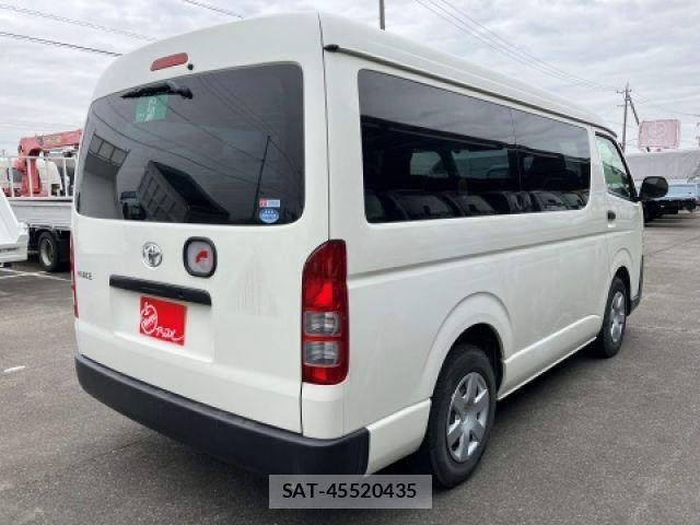 Toyota HIACE WAGON 2020-04 7219414-1