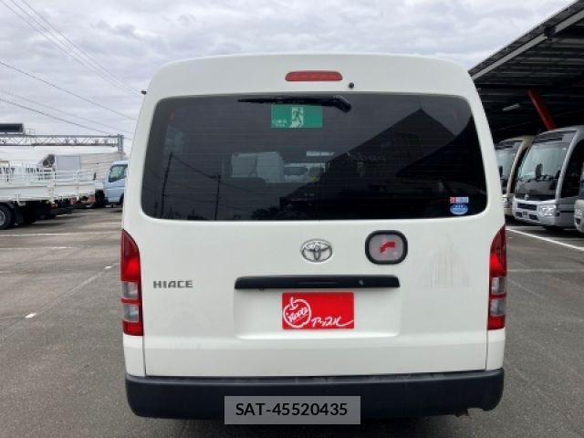 Toyota HIACE WAGON 2020-04 7219414-3