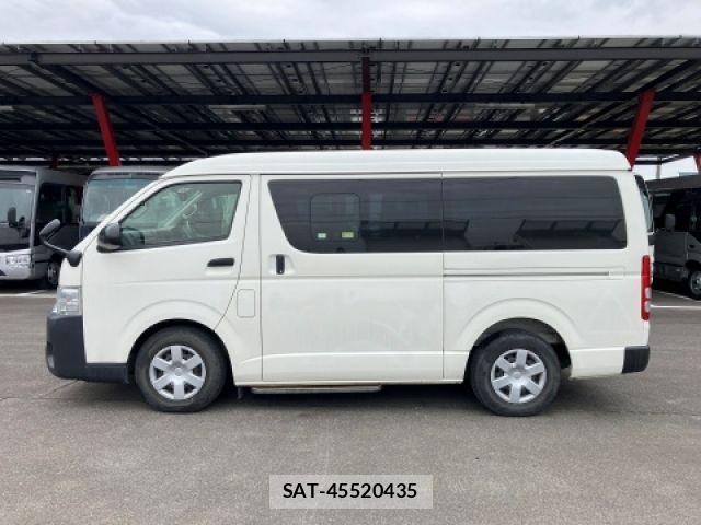 Toyota HIACE WAGON 2020-04 7219414-4