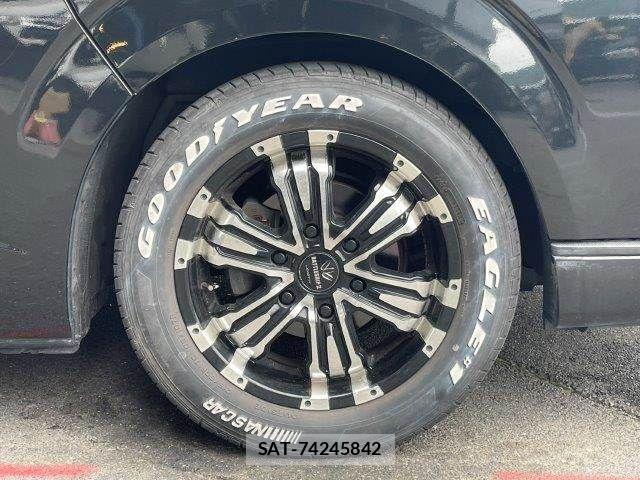 Toyota HIACE WAGON 2018-02 7219410-16