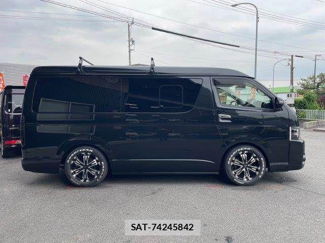 Toyota HIACE WAGON 2018-02 7219410-19