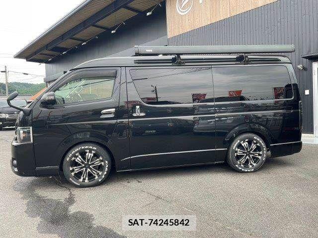 Toyota HIACE WAGON 2018-02 7219410-23