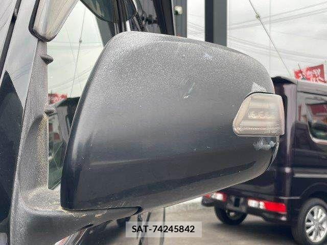 Toyota HIACE WAGON 2018-02 7219410-28