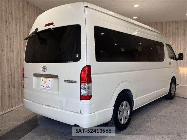 Toyota HIACE WAGON 2020-07 7219415-12