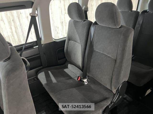 Toyota HIACE WAGON 2020-07 7219415-28
