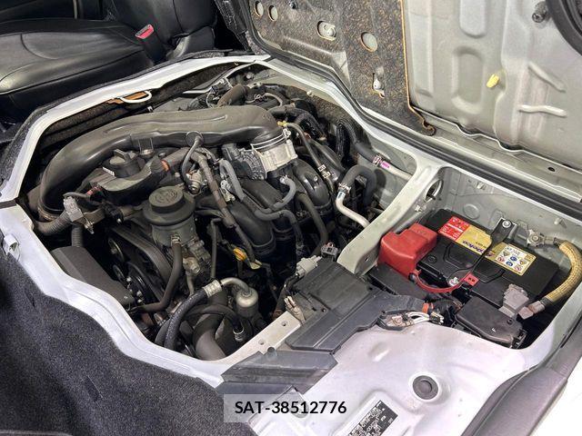 Toyota HIACE WAGON 2015-11 7219406-17