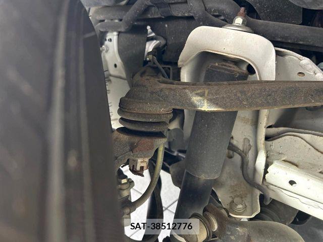 Toyota HIACE WAGON 2015-11 7219406-19