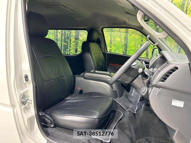 Toyota HIACE WAGON 2015-11 7219406-7