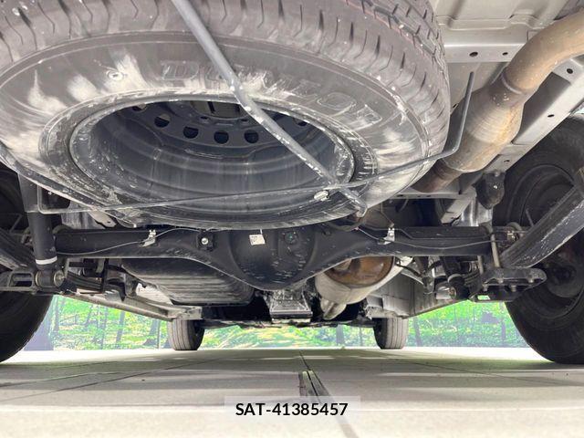 Toyota HIACE WAGON 2022-10 7219412-18