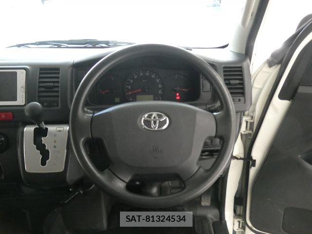 Toyota HIACE WAGON 2014-03 7250995-24