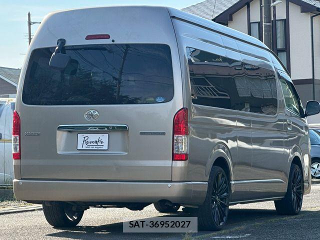 Toyota HIACE WAGON 2017-06 7250994-4