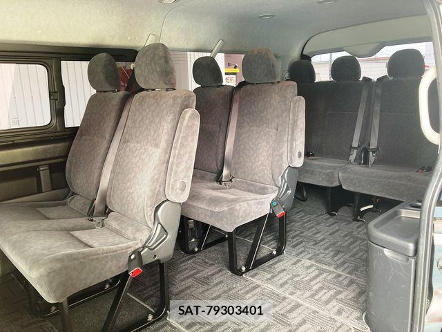 Toyota HIACE WAGON 2015-04 7327404-26