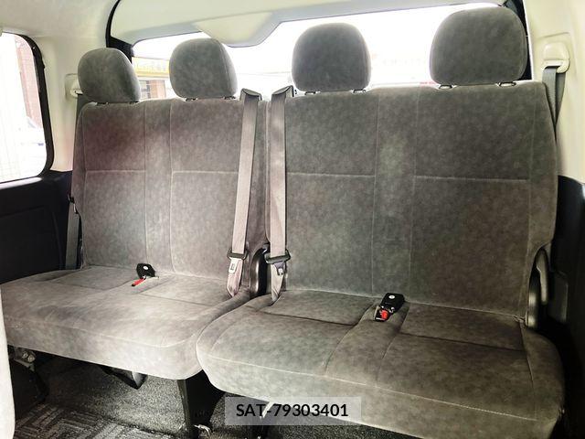 Toyota HIACE WAGON 2015-04 7327404-27