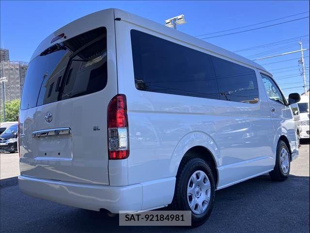 Toyota HIACE WAGON 2018-11 7327402-14