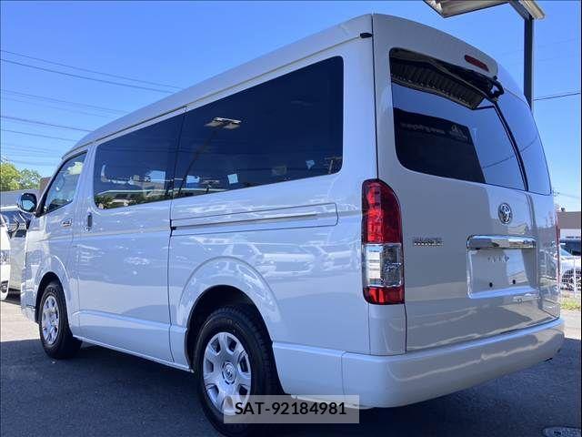 Toyota HIACE WAGON 2018-11 7327402-15