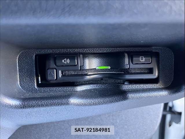 Toyota HIACE WAGON 2018-11 7327402-17