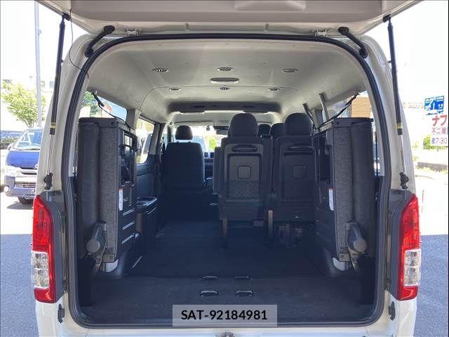 Toyota HIACE WAGON 2018-11 7327402-19