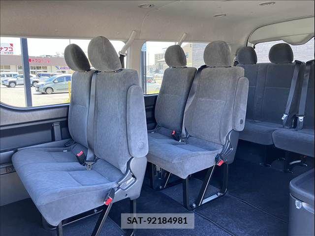Toyota HIACE WAGON 2018-11 7327402-7