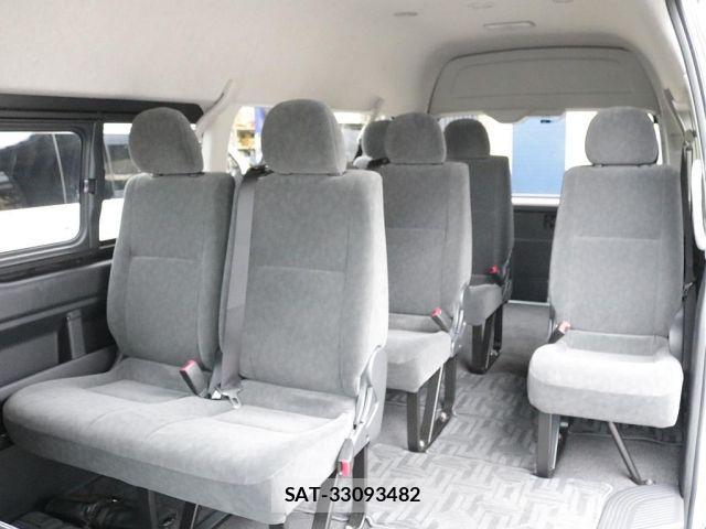 Toyota HIACE WAGON 2023-01 7327398-1