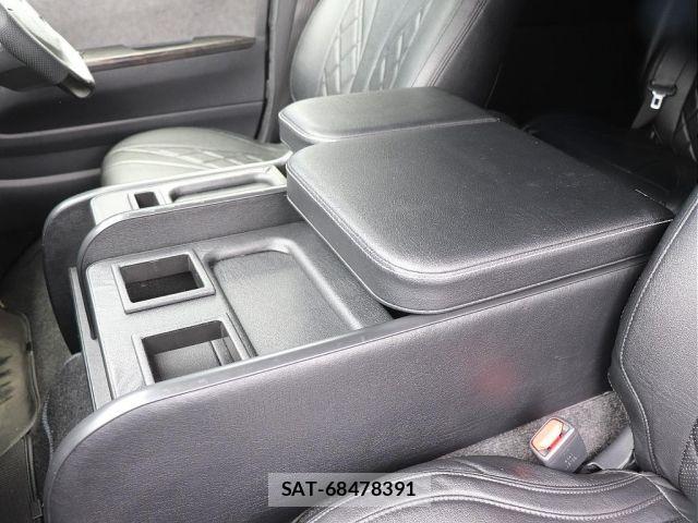 Toyota HIACE WAGON 2024-01 7327396-15