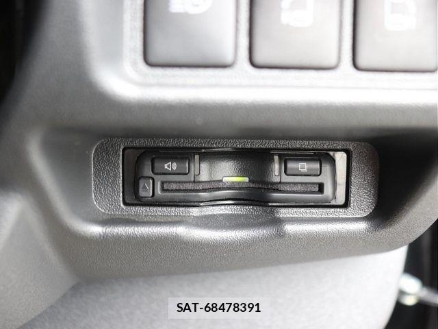 Toyota HIACE WAGON 2024-01 7327396-18