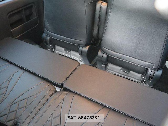 Toyota HIACE WAGON 2024-01 7327396-4
