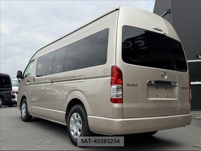 Toyota HIACE WAGON 2025-04 7327400-15