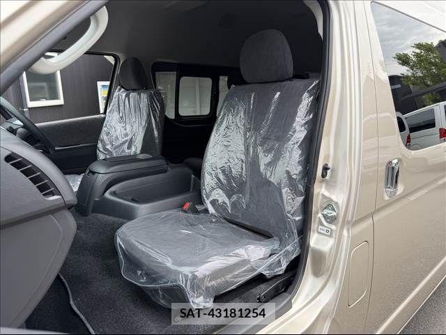 Toyota HIACE WAGON 2025-04 7327400-6