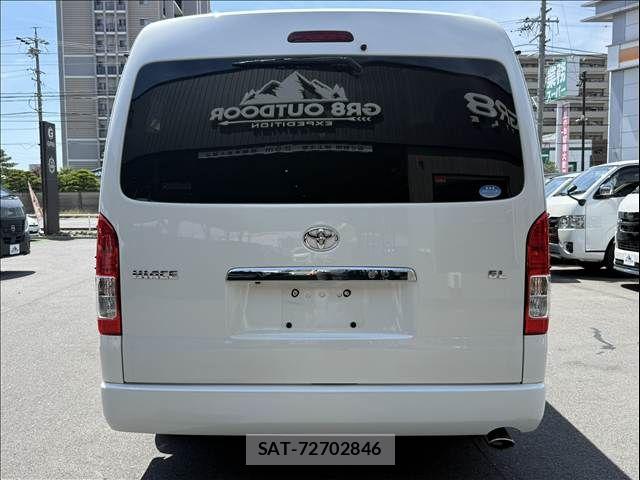 Toyota HIACE WAGON 2015-08 7327403-2