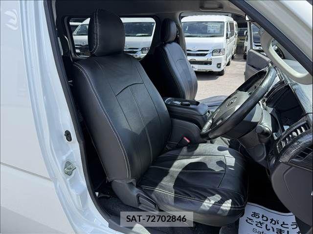 Toyota HIACE WAGON 2015-08 7327403-8