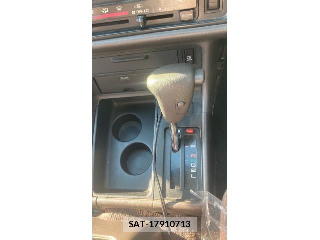 Toyota HIACE WAGON 2000-02 7327412-14