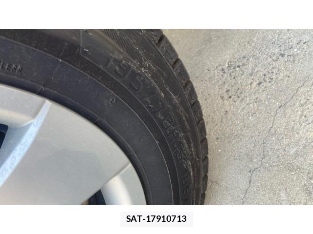 Toyota HIACE WAGON 2000-02 7327412-6