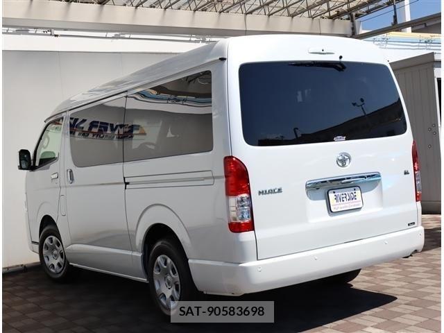 Toyota HIACE WAGON 2026-04 7327399-22