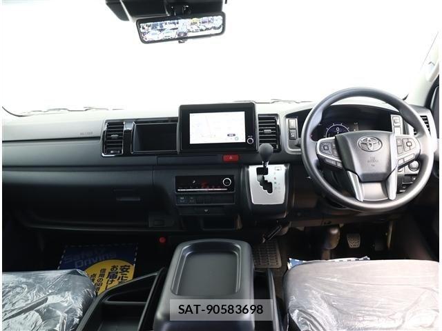 Toyota HIACE WAGON 2026-04 7327399-6