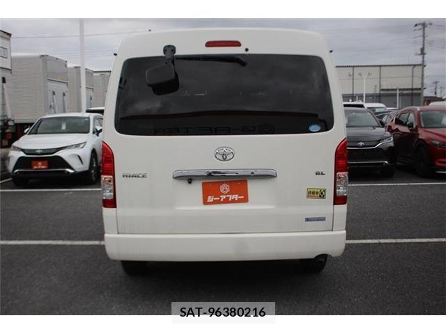 Toyota HIACE WAGON 2019-03 7358025-12