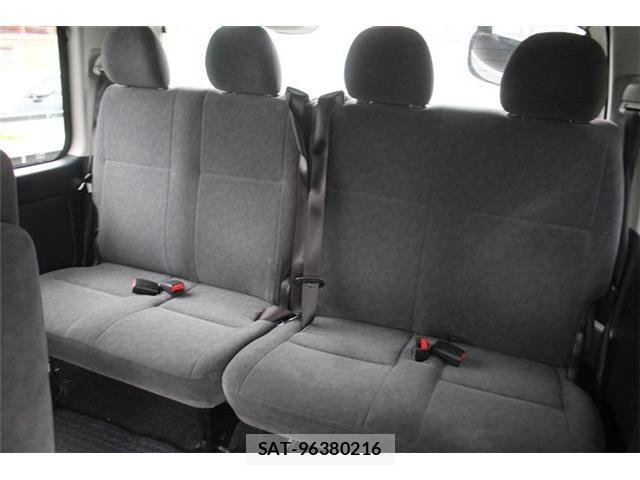 Toyota HIACE WAGON 2019-03 7358025-22