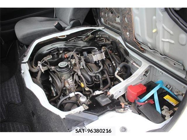 Toyota HIACE WAGON 2019-03 7358025-28