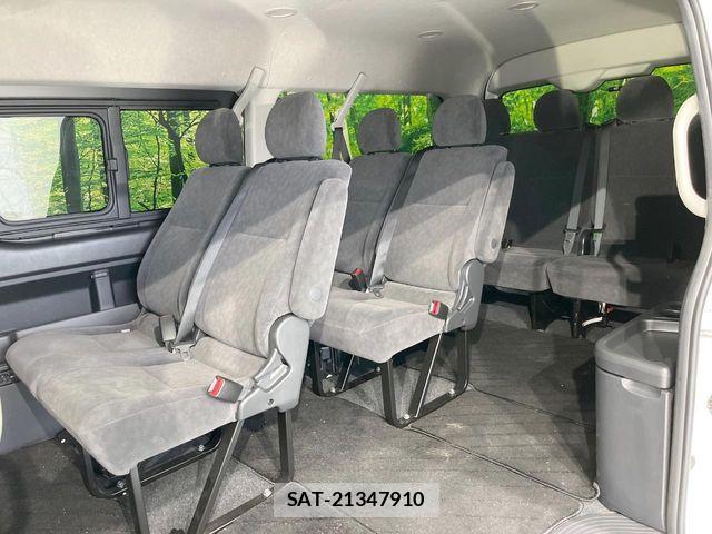 Toyota HIACE WAGON 2025-03 7358027-8
